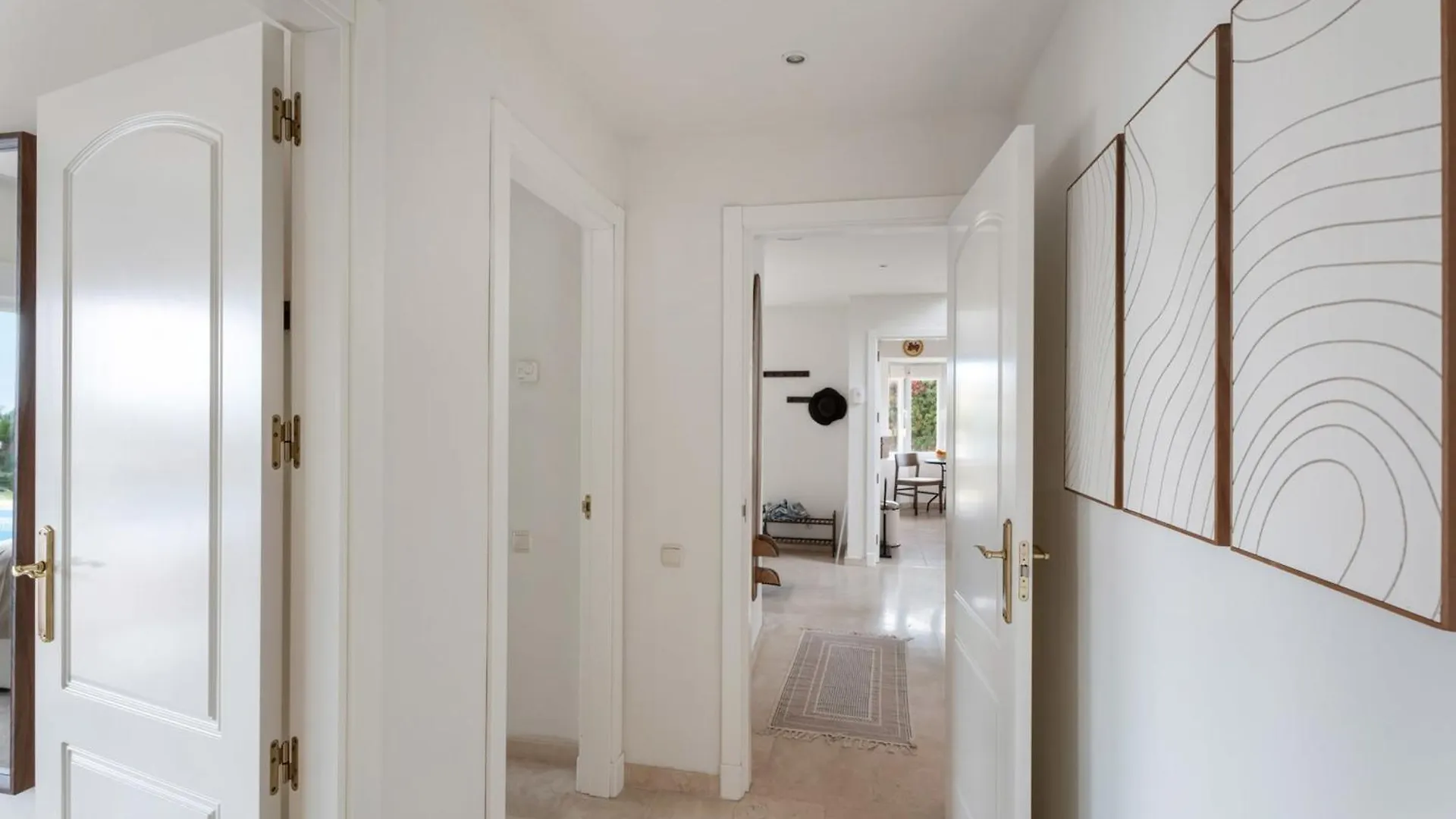 Villa With Private Pool Sea Views & Peaceful Surroundings In Mijas Sitio de Calahonda Spanje