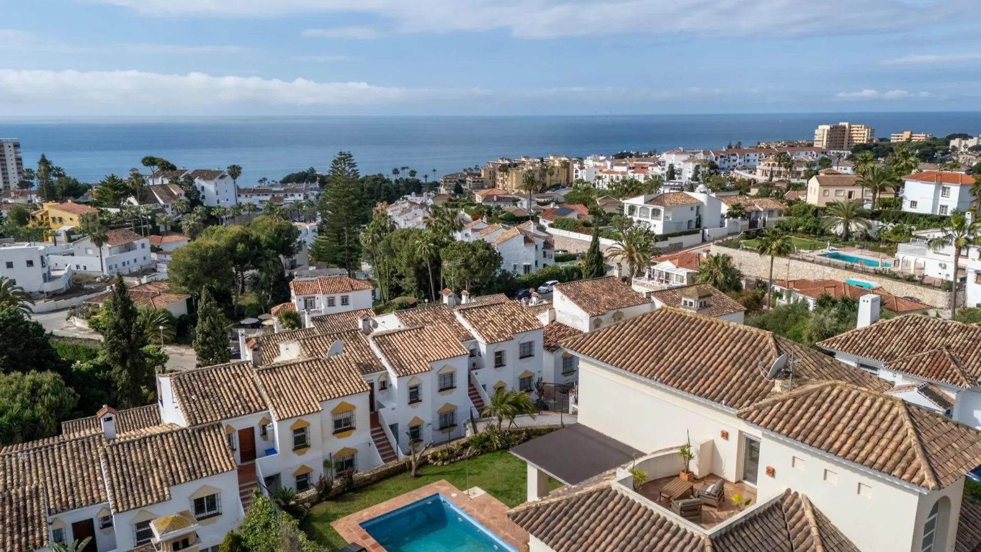Villa With Private Pool Sea Views & Peaceful Surroundings In Mijas Sitio de Calahonda